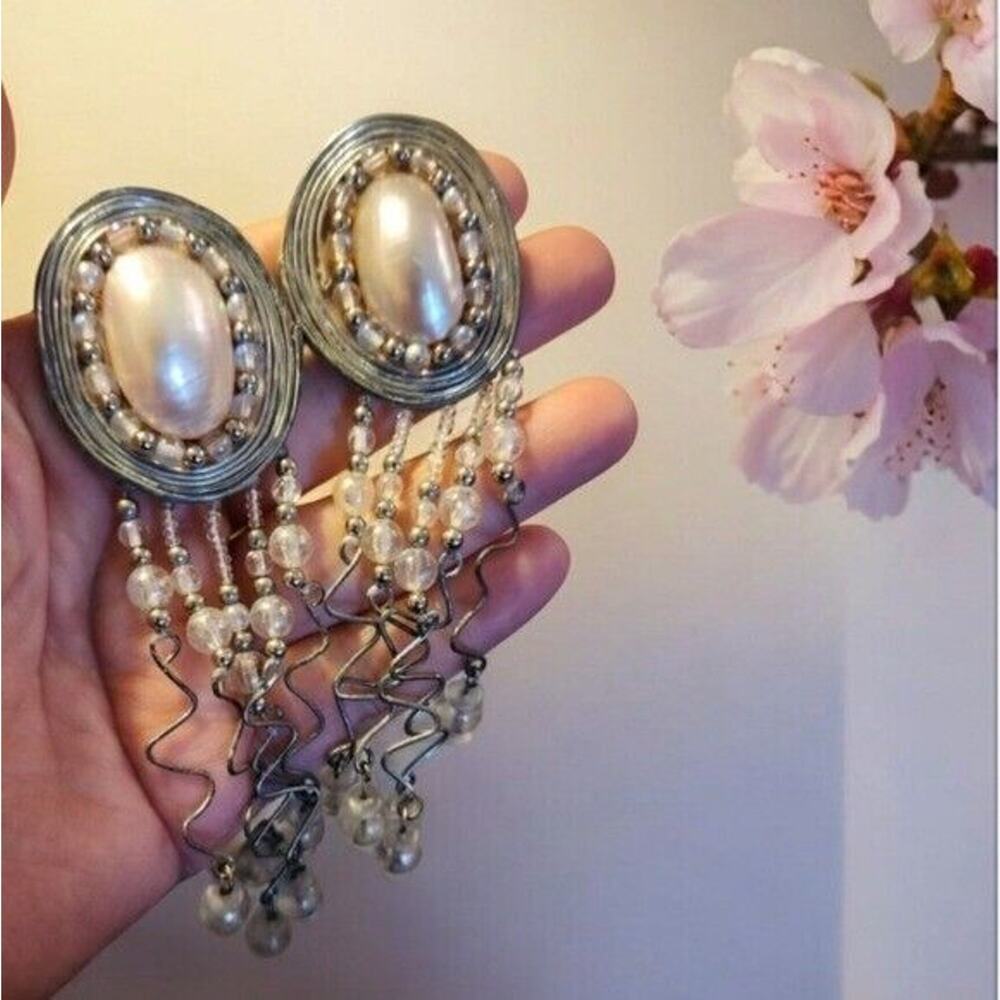 Vintage 70’s Outstanding Rare Silver Tone Pearl Tassel Clip-On Earrings - Unique